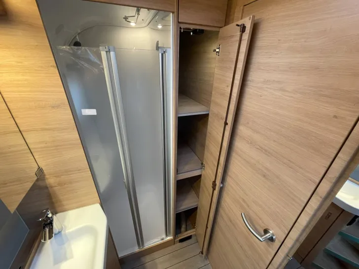 Fahrzeugbild Knaus SÜDWIND 650 PEB BLACK SELECTION #29