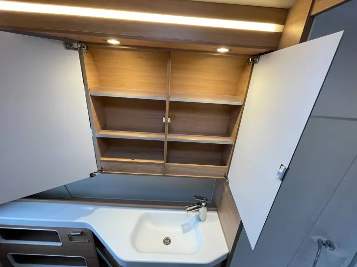 Fahrzeugbild Knaus SÜDWIND 650 PEB BLACK SELECTION #31