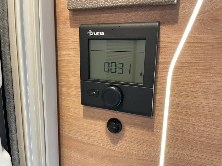 Fahrzeugbild Knaus SÜDWIND 650 PEB BLACK SELECTION #42