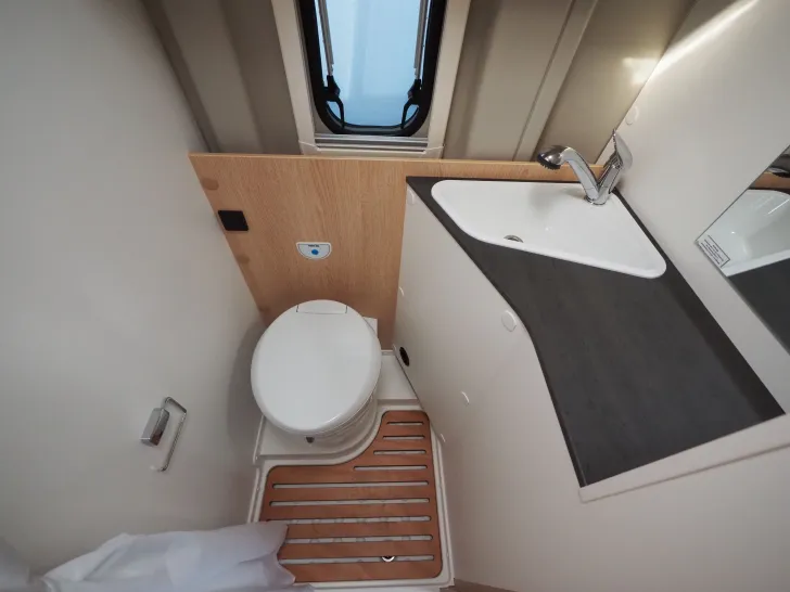 Fahrzeugbild Sunlight CLIFF 640, 3. Bett, Remis, uvm. ! #17