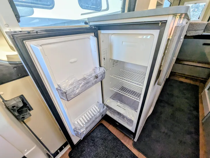 Fahrzeugbild Pössl Summit SHINE 640 Sie sparen 4.082,- #12