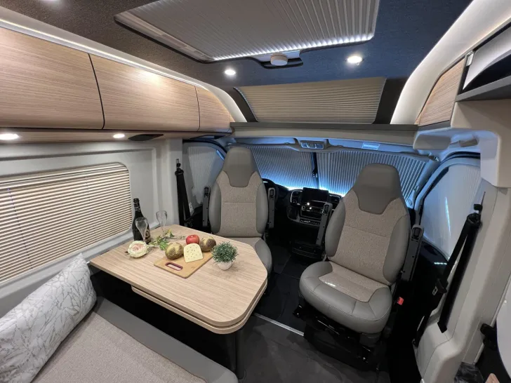Fahrzeugbild Malibu Van first class - two rooms GT skyview 640 LE RB Fiat (725) #13