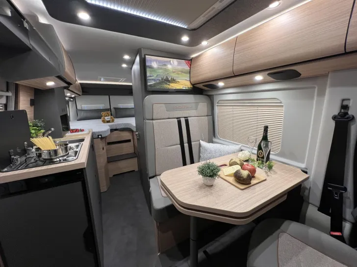 Fahrzeugbild Malibu Van first class - two rooms GT skyview 640 LE RB Fiat (725) #16