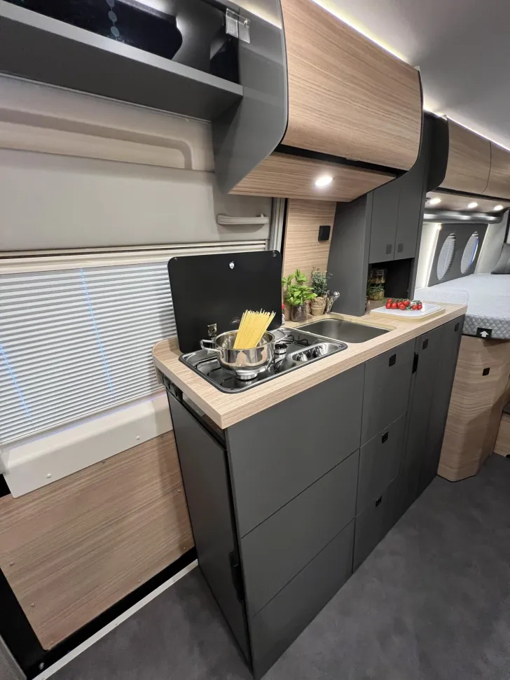 Fahrzeugbild Malibu Van first class - two rooms GT skyview 640 LE RB Fiat (725) #19