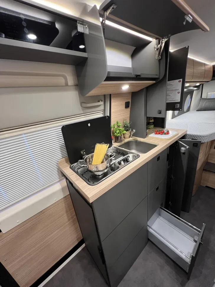 Fahrzeugbild Malibu Van first class - two rooms GT skyview 640 LE RB Fiat (725) #20