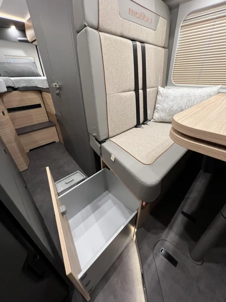 Fahrzeugbild Malibu Van first class - two rooms GT skyview 640 LE RB Fiat (725) #32