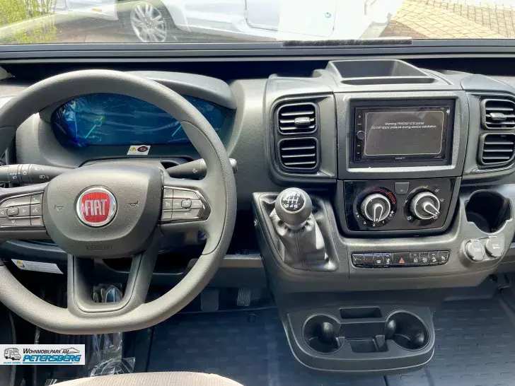 Fahrzeugbild Eura Mobil Profila T 720 EF Mondial Edition Edition 101 Preisvorteil!!! #8