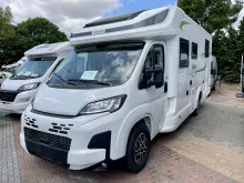 Fahrzeugbild Forster T 745 EB 140 PS*4,25 t*elekr. Hubbett #3