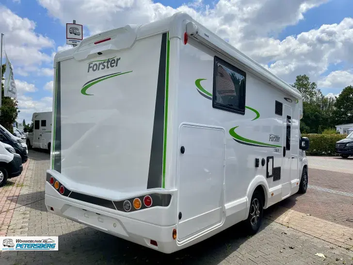 Fahrzeugbild Forster T 745 EB 140 PS*4,25 t*elekr. Hubbett #4