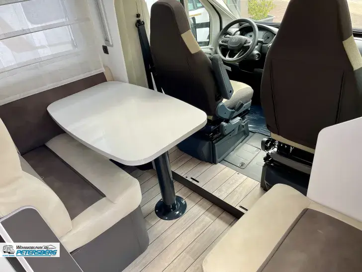 Fahrzeugbild Forster T 745 EB 140 PS*4,25 t*elekr. Hubbett #6