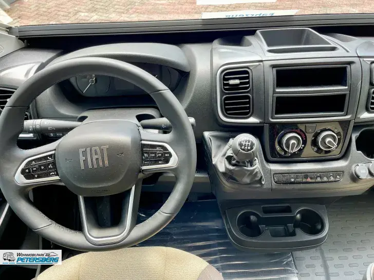 Fahrzeugbild Forster T 745 EB 140 PS*4,25 t*elekr. Hubbett #8