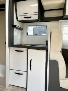 Fahrzeugbild Forster T 745 EB 140 PS*4,25 t*elekr. Hubbett #9