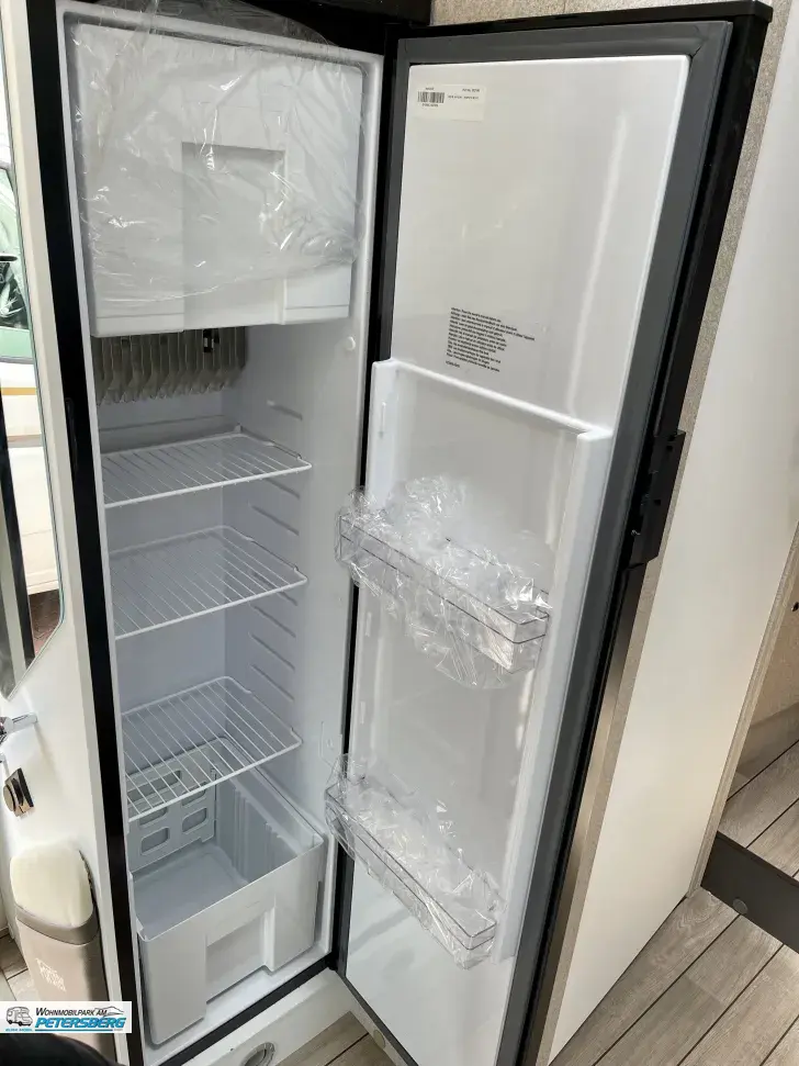 Fahrzeugbild Forster T 745 EB 140 PS*4,25 t*elekr. Hubbett #10