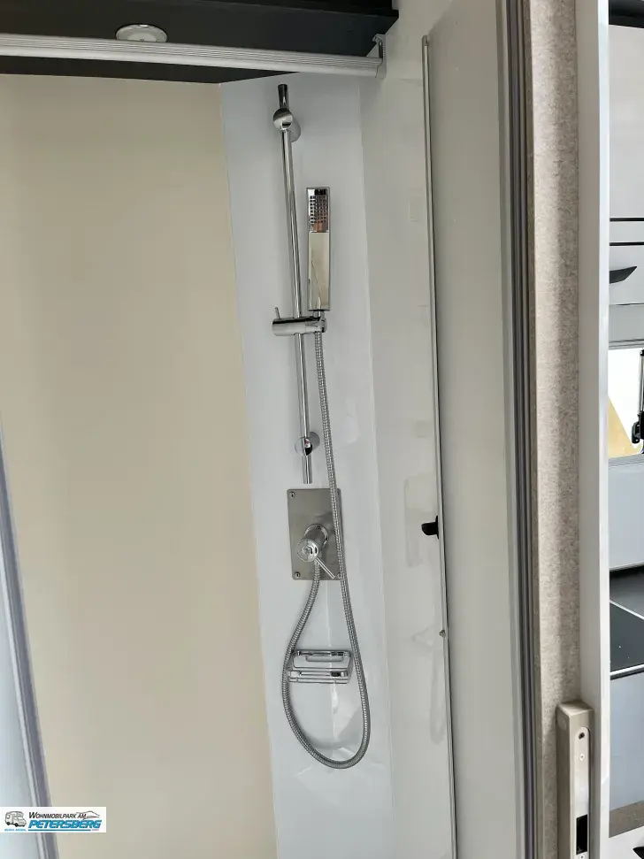 Fahrzeugbild Forster T 745 EB 140 PS*4,25 t*elekr. Hubbett #13