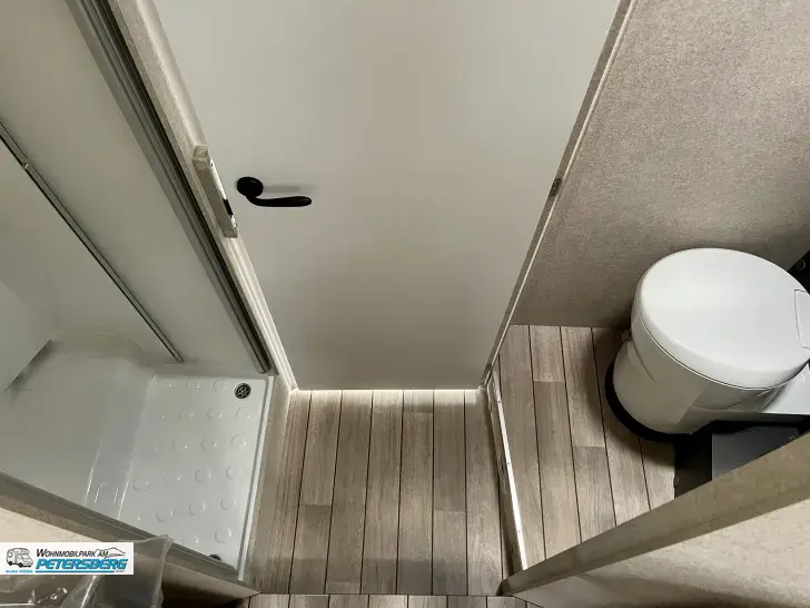 Fahrzeugbild Forster T 745 EB 140 PS*4,25 t*elekr. Hubbett #15