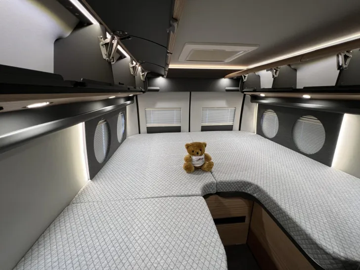 Fahrzeugbild Malibu Van first class - two rooms GT skyview 640 LE RB Fiat (729) #24