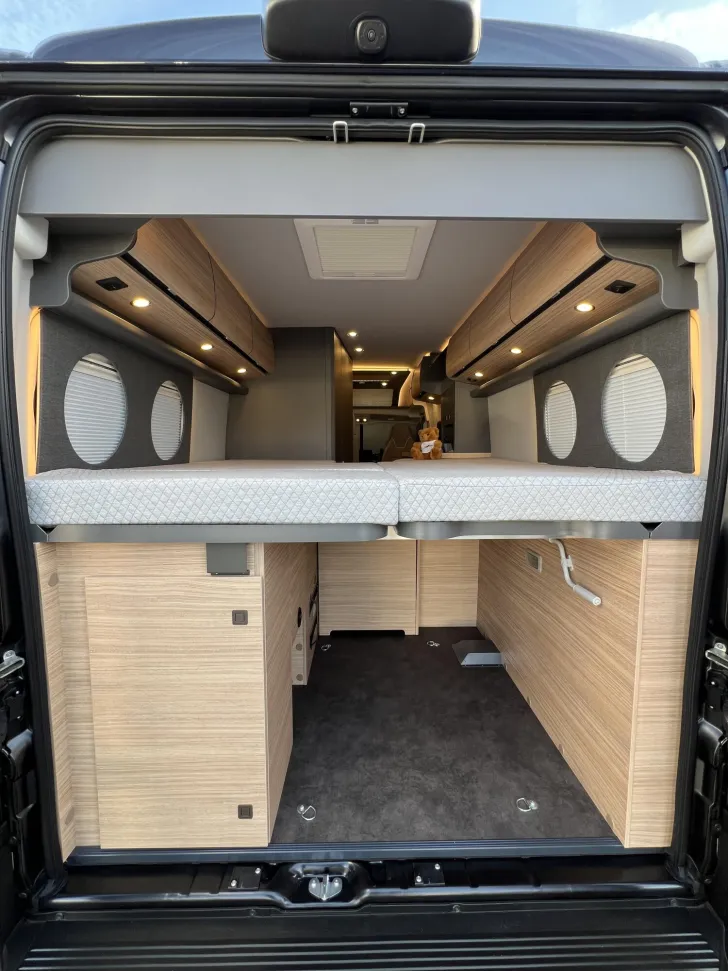 Fahrzeugbild Malibu Van first class - two rooms GT skyview 640 LE RB Fiat (729) #31