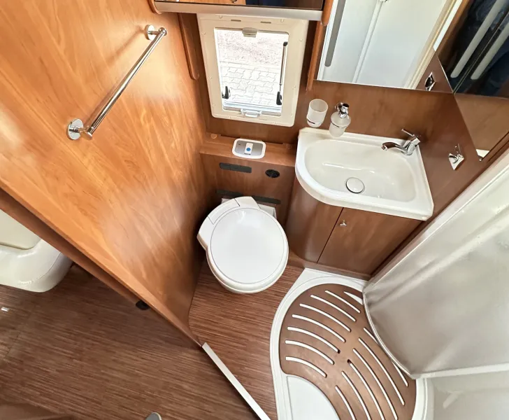 Fahrzeugbild Laika Ecovip 709 #28