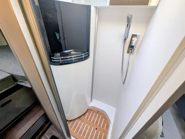 Fahrzeugbild Pössl Summit SHINE 640 Sie sparen 3.566,- #14