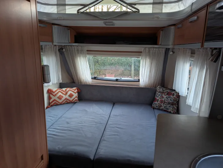 Fahrzeugbild Hymer Eriba Feeling 380 Etagenbett Heck, Hub #5