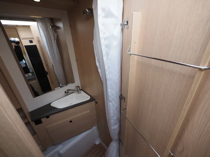 Fahrzeugbild Sunlight TS 67, Automatik, Markise, Hubbett #13