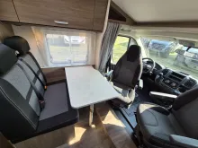 Fahrzeugbild Carado V337 *Bettenumbau*Holzrost* #16