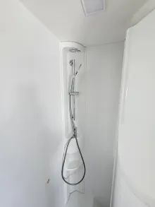 Fahrzeugbild Adria Coral Axess 600 SL Zus.-Luftfeder|ZV|6 KW-Hzg. #9