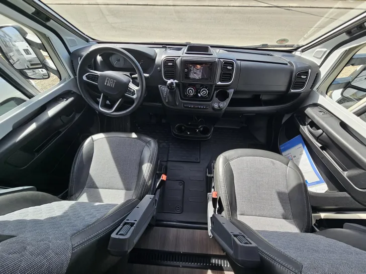 Fahrzeugbild Adria Coral Axess 600 SL Zus.-Luftfeder|ZV|6 KW-Hzg. #13