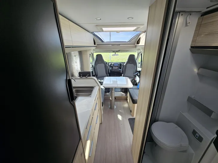 Fahrzeugbild Adria Compact DL Solar|FRT|Autom.|ZV|Panorama-Fenster #13