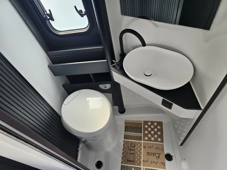 Fahrzeugbild Adria Twin Edition 640 SLB Aut|NAVI|SLB|LED|auf Okt.26 #8