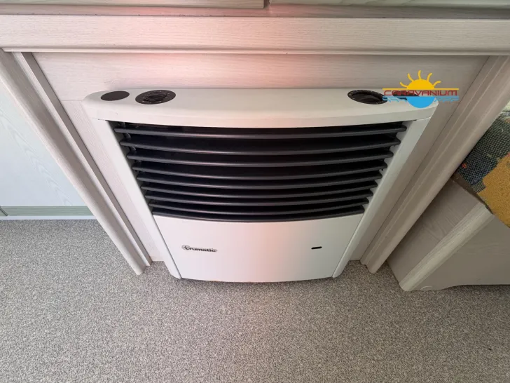 Fahrzeugbild Knaus Südwind 450 *Sackmarkise*Fahrradträger* #20