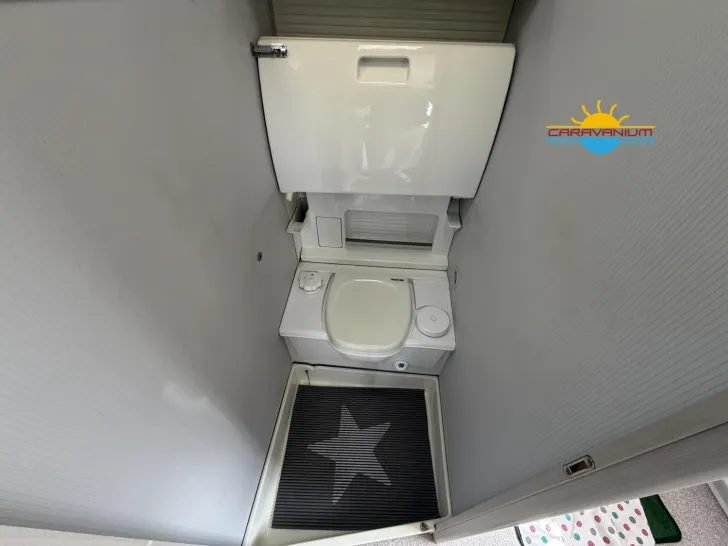 Fahrzeugbild Knaus Südwind 450 *Sackmarkise*Fahrradträger* #25