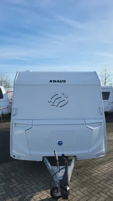 Frontal Vorne Knaus Sport 450 FU 1800 kg/Ambientel/LED Umriss