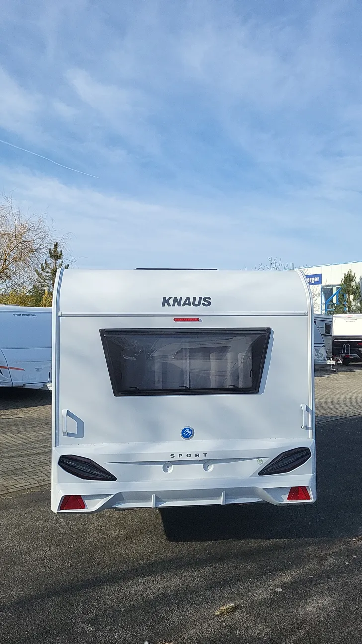 Frontal Hinten Knaus Sport 450 FU 1800 kg/Ambientel/LED Umriss
