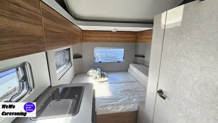 Fahrzeugbild Hymer Eriba Feeling 425 mit Schlafdach #3