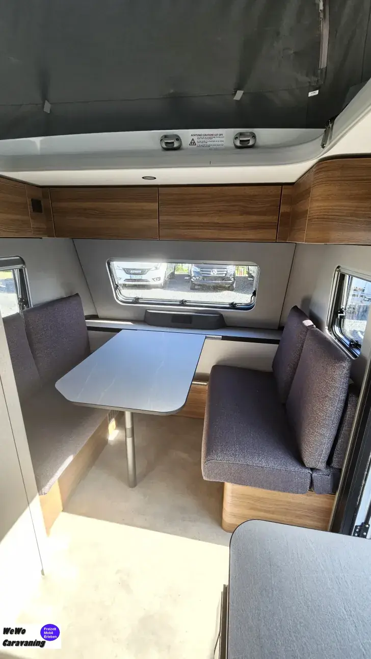 Fahrzeugbild Hymer Eriba Feeling 425 mit Schlafdach #8