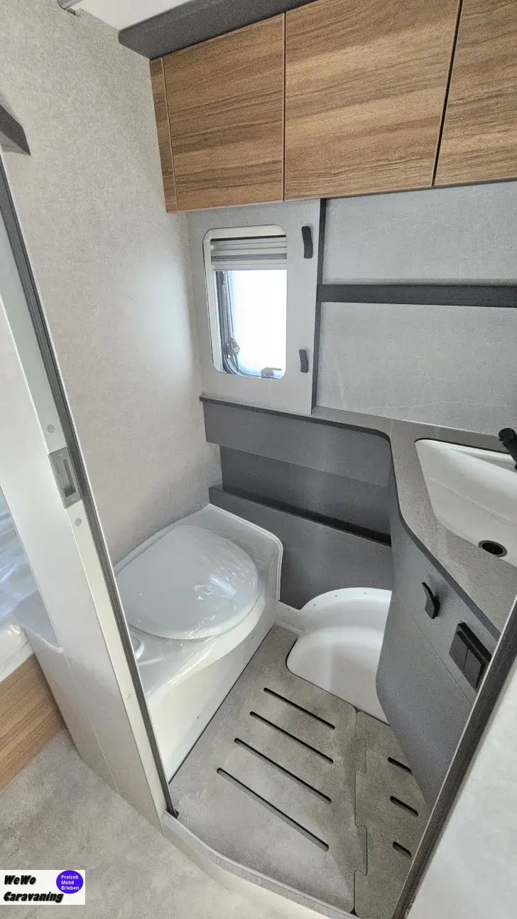 Fahrzeugbild Hymer Eriba Feeling 425 mit Schlafdach #15