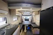 Fahrzeugbild Challenger 357 Special Edition / Einzelbetten + Hubbett #9