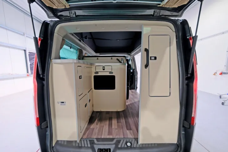 Fahrzeugbild Ford Nugget/Aufstelldach/4Schlafplätze/AHK #4