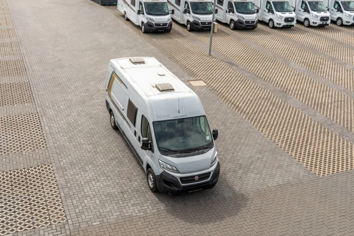 Fahrzeugbild Weinsberg CaraBus 600 K *Lederausstattung*Etagenbetten* #4