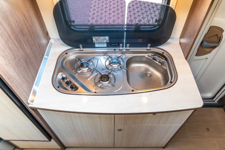 Fahrzeugbild Bürstner Premio 520 TK IC-Line *Dusche*Therme*Radträger* #20