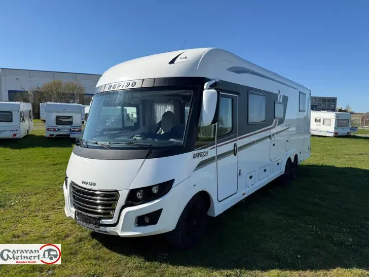 Fahrzeugbild Rapido Distinction I1090 #3