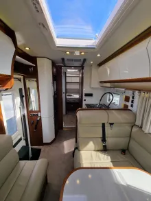 Fahrzeugbild Rapido Distinction I1090 #7