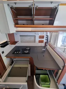 Fahrzeugbild Rapido Distinction I1090 #16