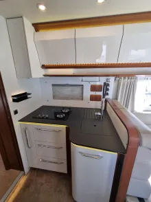 Fahrzeugbild Rapido Distinction I1090 #17