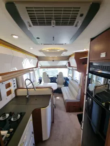 Fahrzeugbild Rapido Distinction I1090 #19