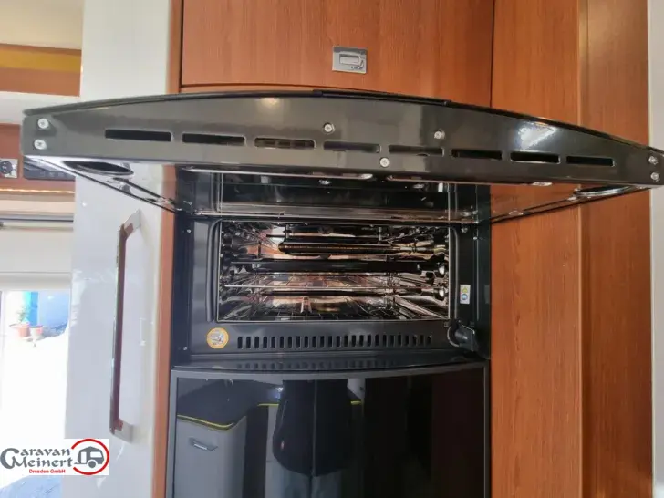 Fahrzeugbild Rapido Distinction I1090 #22