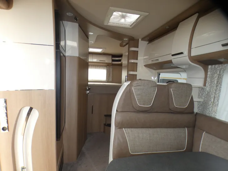 Fahrzeugbild Carthago c-tourer 142 DB #18