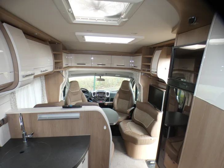 Fahrzeugbild Carthago c-tourer 142 DB #22