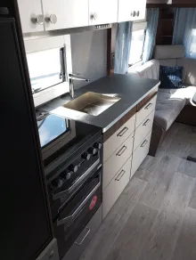 Fahrzeugbild Polar Black Edition 650 FDC #9